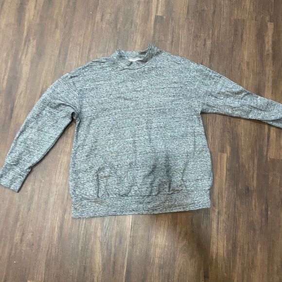 Three maternity sweatshirt bundle - Picture 2 of 5